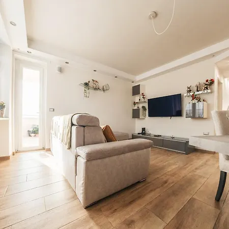 Polonghera Residence - Skyline & Polytechnic Apartamento