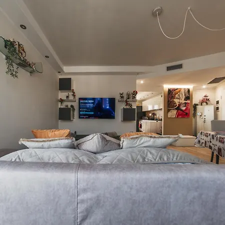 Polonghera - Alps Skyline & Polytechnic Appartement
