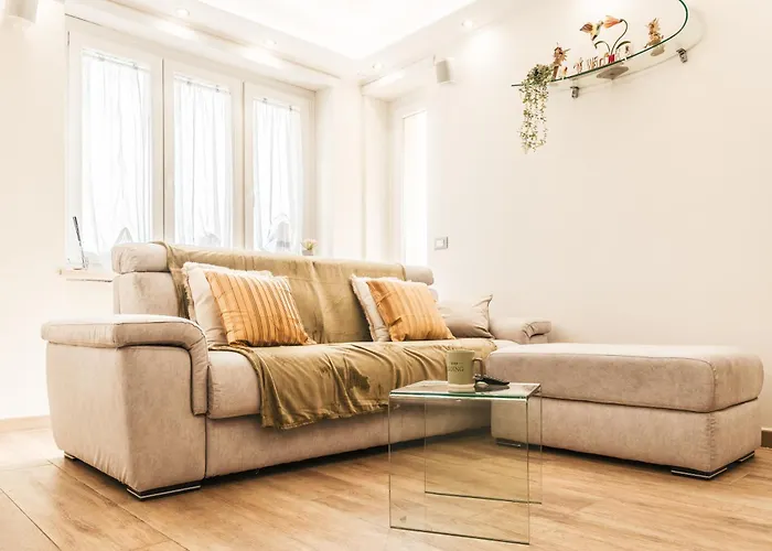 Polonghera - Alps Skyline & Polytechnic Apartment