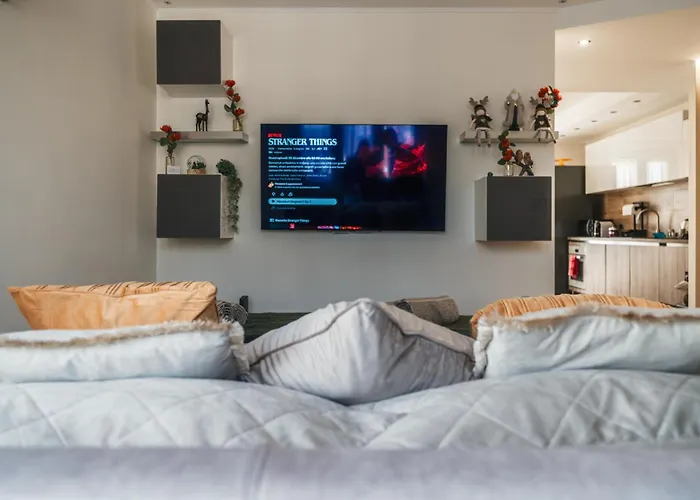 Apartman Polonghera - Alps Skyline & Polytechnic *