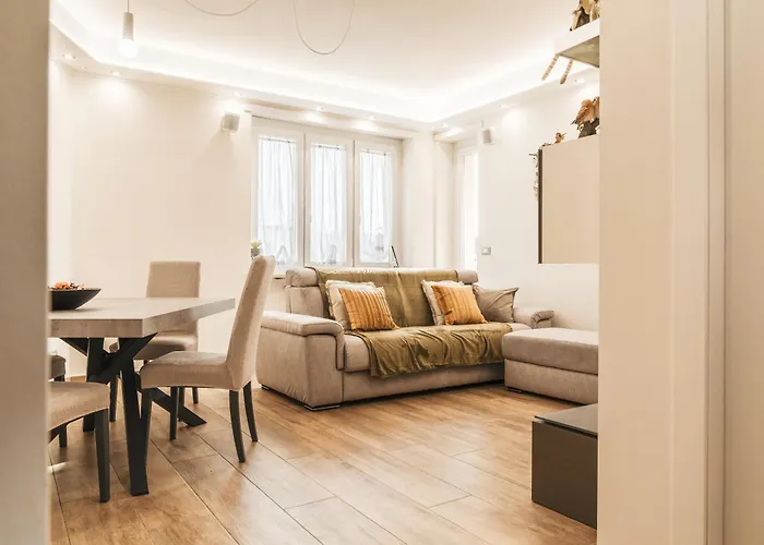 Polonghera - Alps Skyline & Polytechnic Apartment