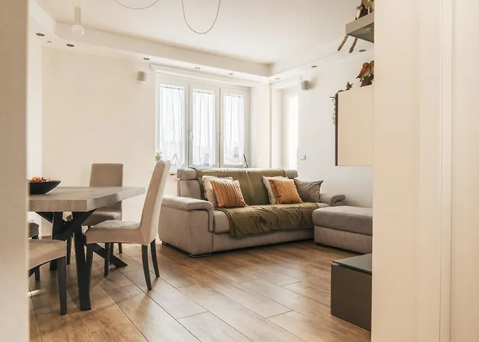 Polonghera - Alps Skyline & Polytechnic Apartment Turin